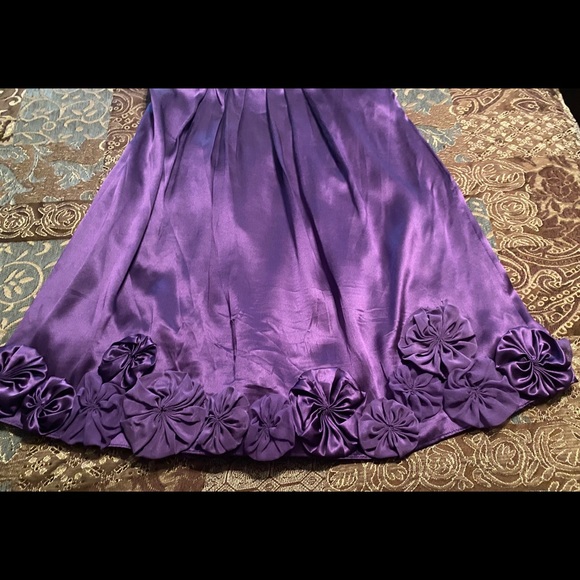 Beautiful Purple Silky Dress - Picture 3 of 4